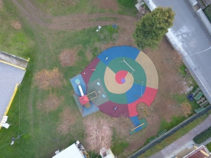 Realizzazione pavimento in gomma colata visto dai cieli di Pavia